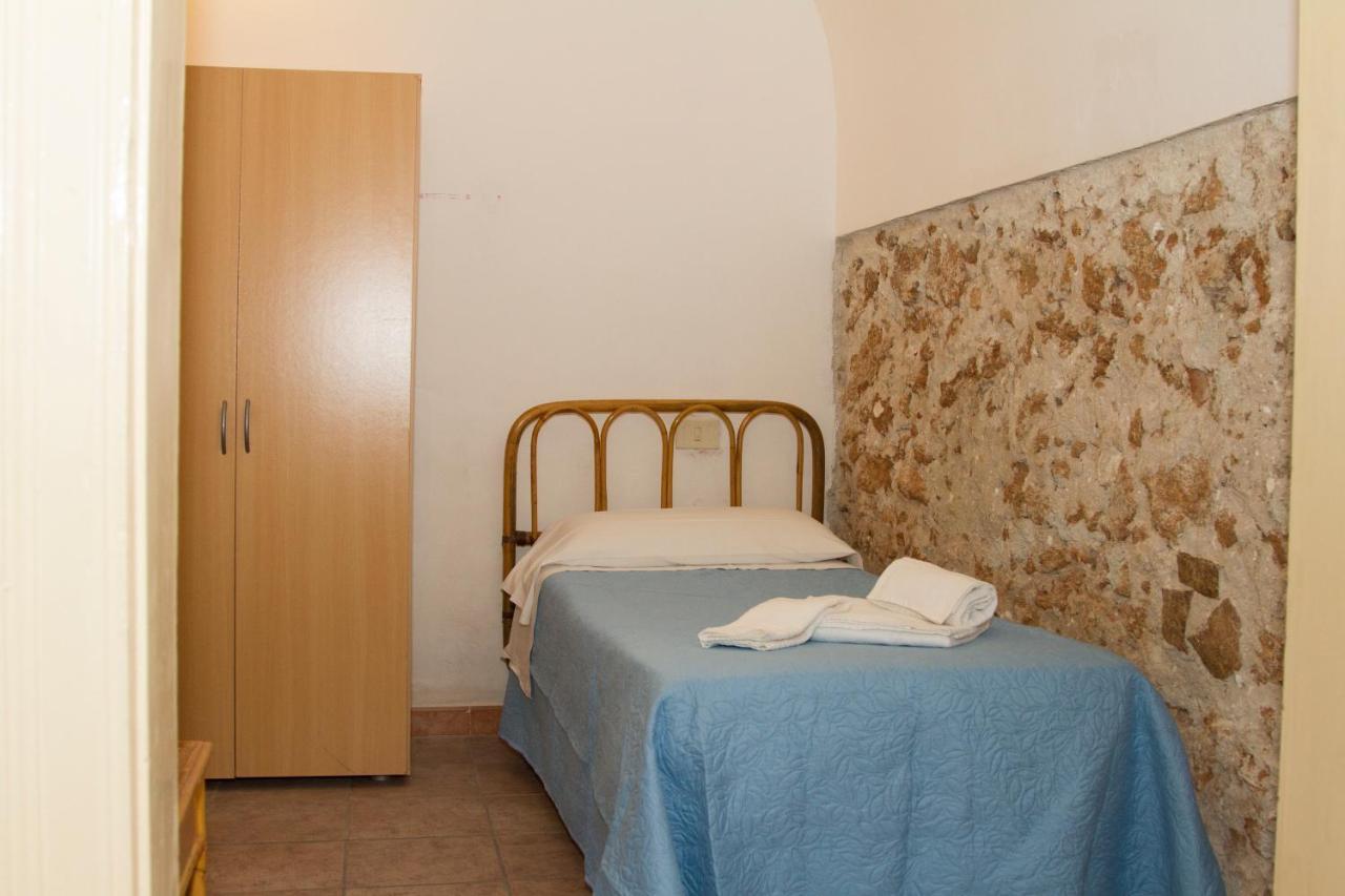 Terrasini 2000 Case Vacanza מראה חיצוני תמונה